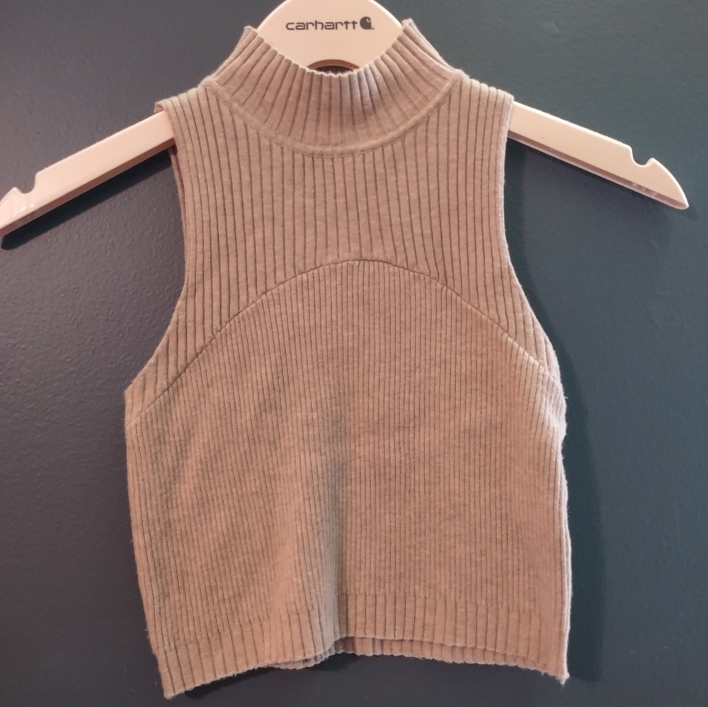 Women's Tan Sleeveless Turtleneck Cropped Sweater - Size M